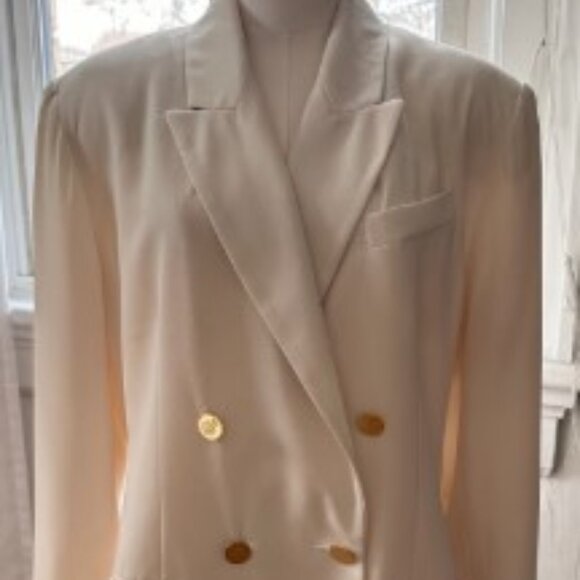 The South Drive Cream Blazer - Picture 1 of 3